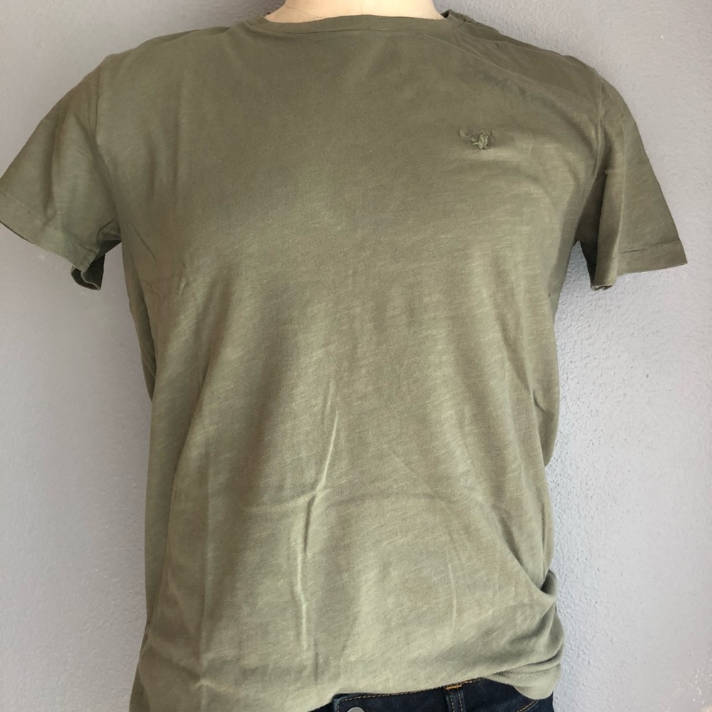 NWT American Eagle Crew Green Short Sleeve Tee